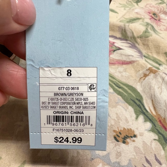 Boots - Picture 8 of 8